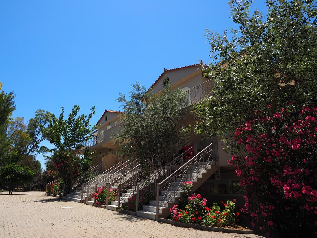 Ferienwohnung Porto Assini Drepano  Exterior foto