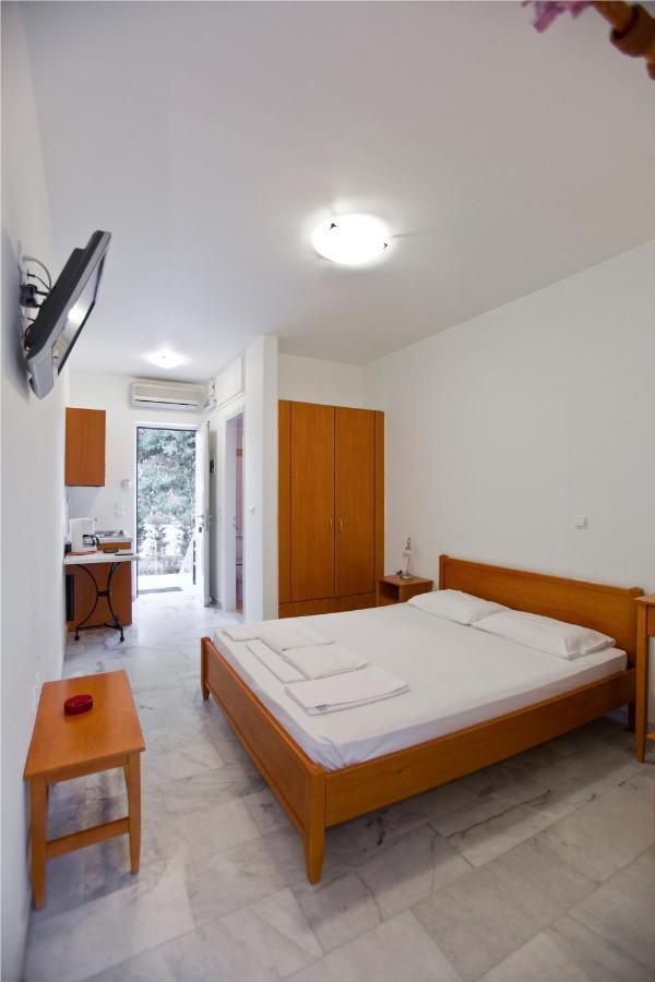 Ferienwohnung Porto Assini Drepano  Zimmer foto